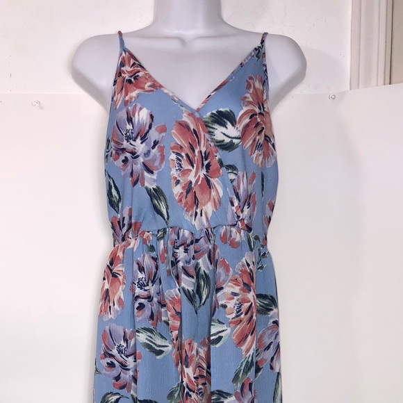 Elegant & Sexy Dress with  shorts & cape skirt NWT - Picture 7 of 8